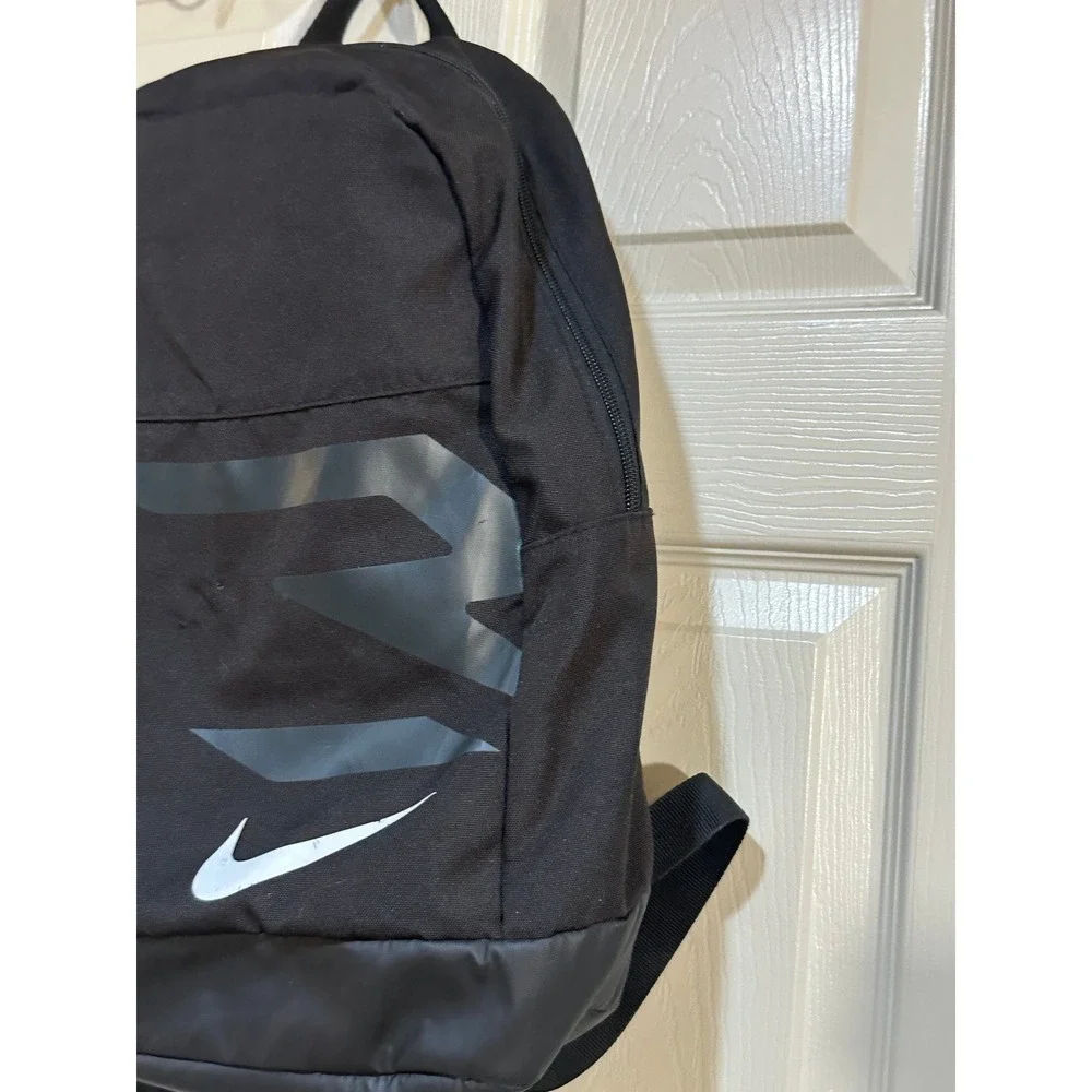 Nike elemental backpack