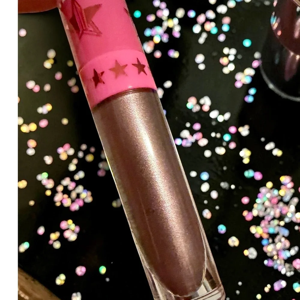 Jeffree Star matte *never