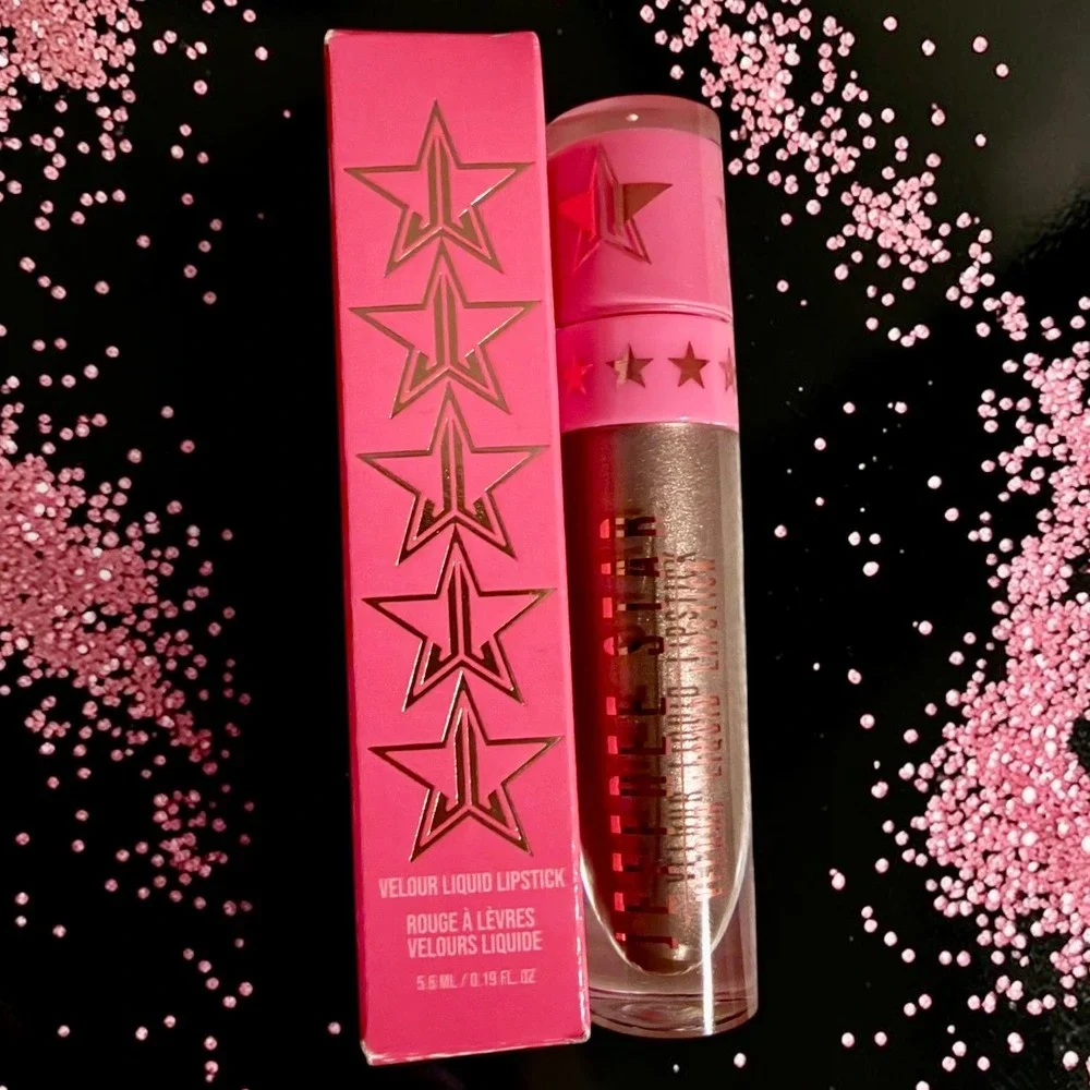 Jeffree Star star restraints