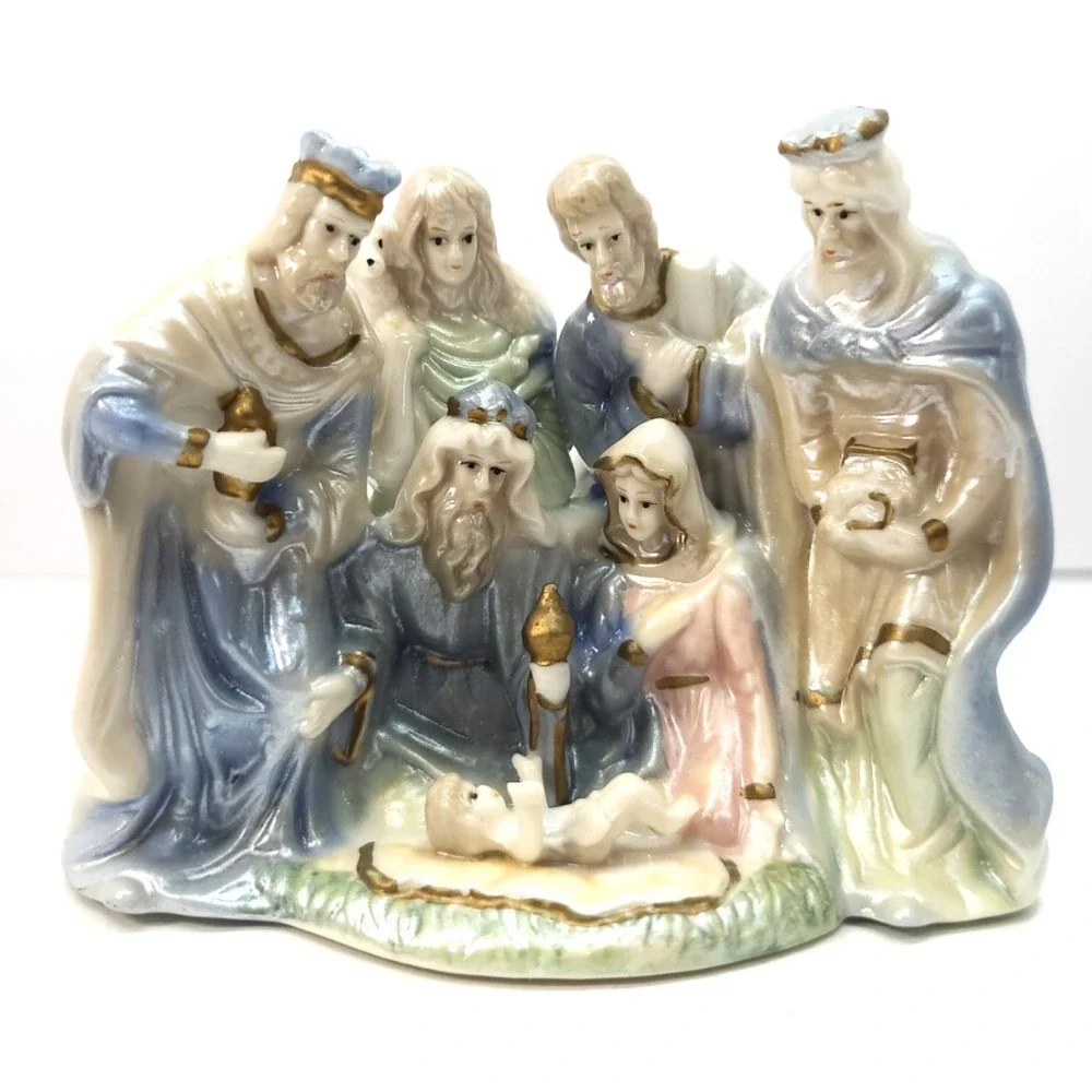 Sm.‎ Porcelain Nativity by Homewares