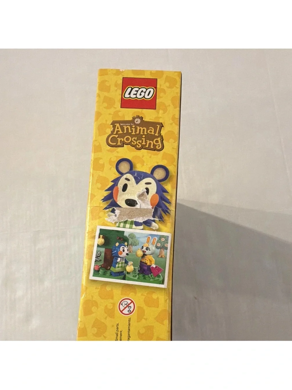 Lego Animal Crossing Green and White Clothing Shop Playset with Blue Accents