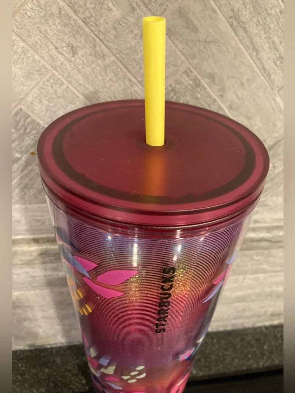 Starbucks 24oz capacity