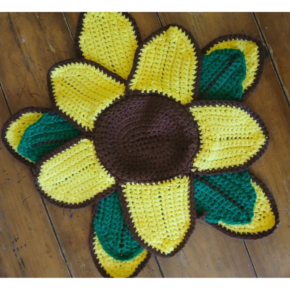 Set of‎ 2 crocheted sunflowers, intended for decorative purposes  16X16 #274C