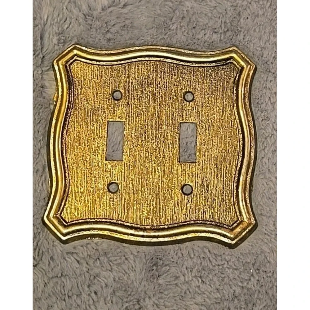 VTG Switch Plate Cover 1968 American Tack & Hardware‎ Brass Double Ornate 2-Gang