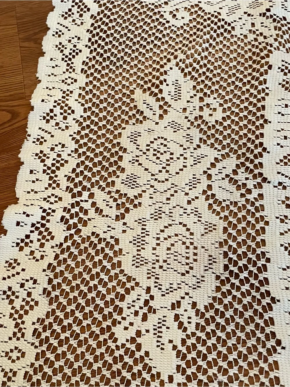 Vintage Lace Small Square Tablecloth 35” Ivory Cottage Core Grandma