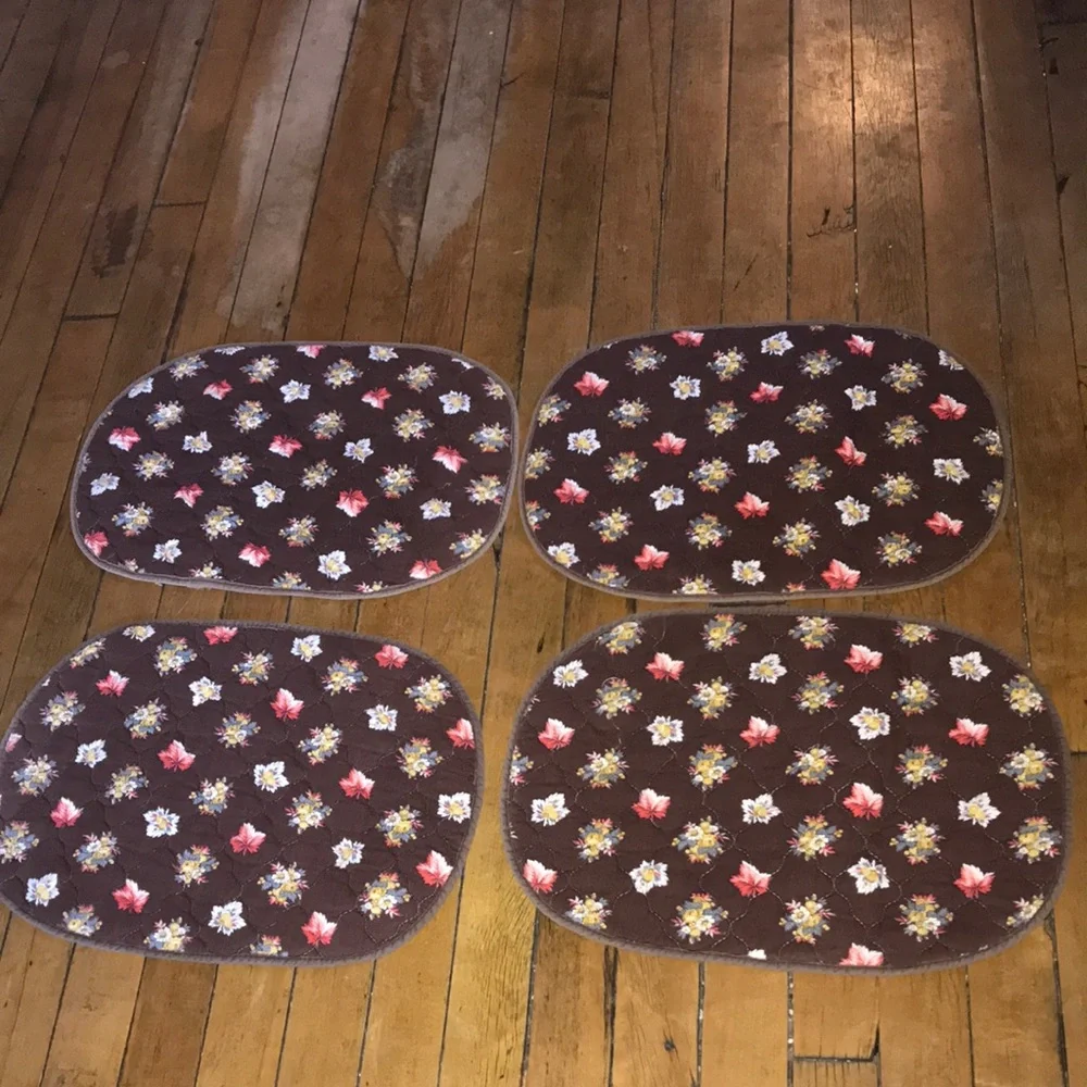 Set of 4 Quilted Oval Stripe Placemats‎