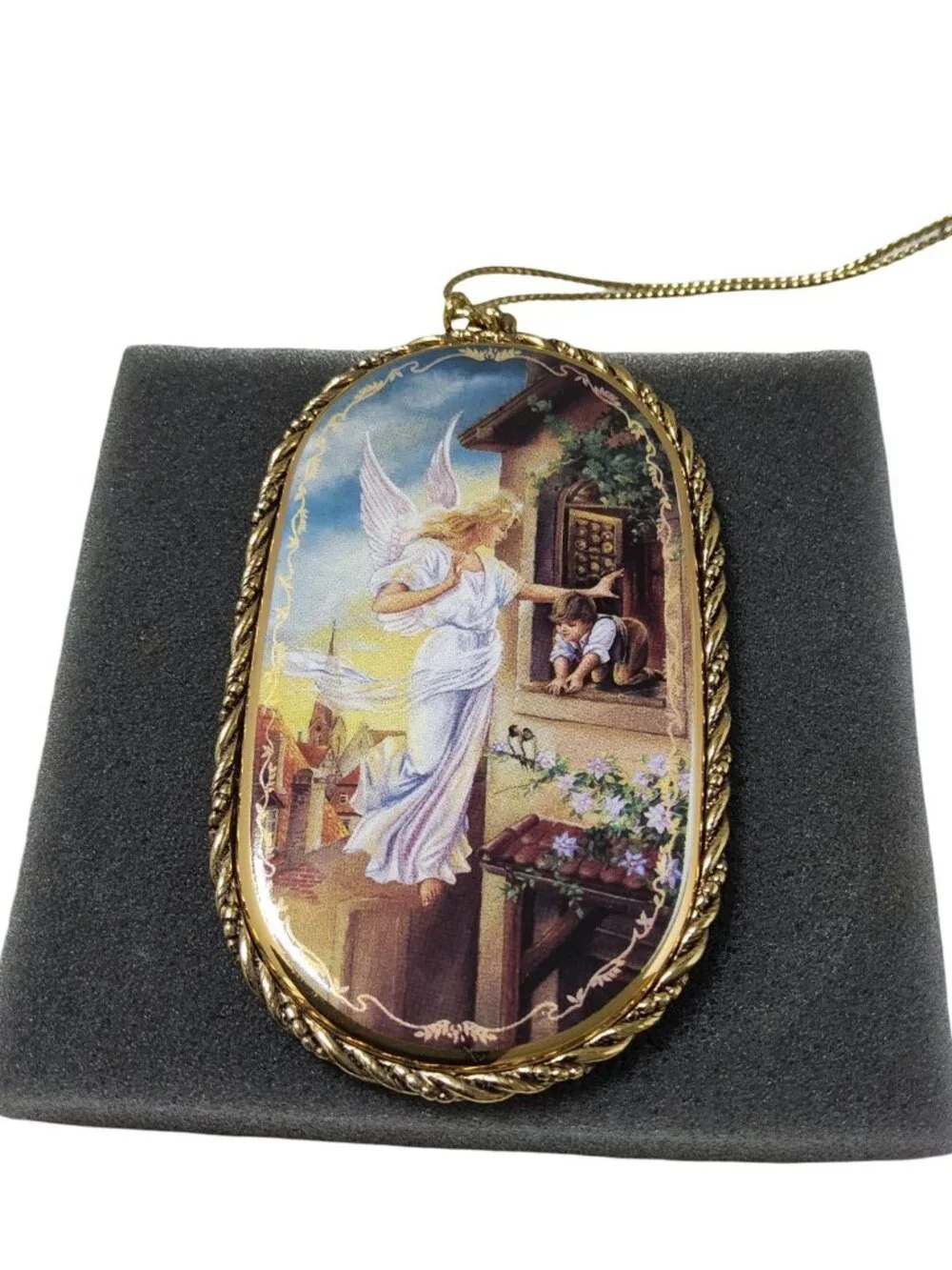The Bradford Exchange elegant porcelain