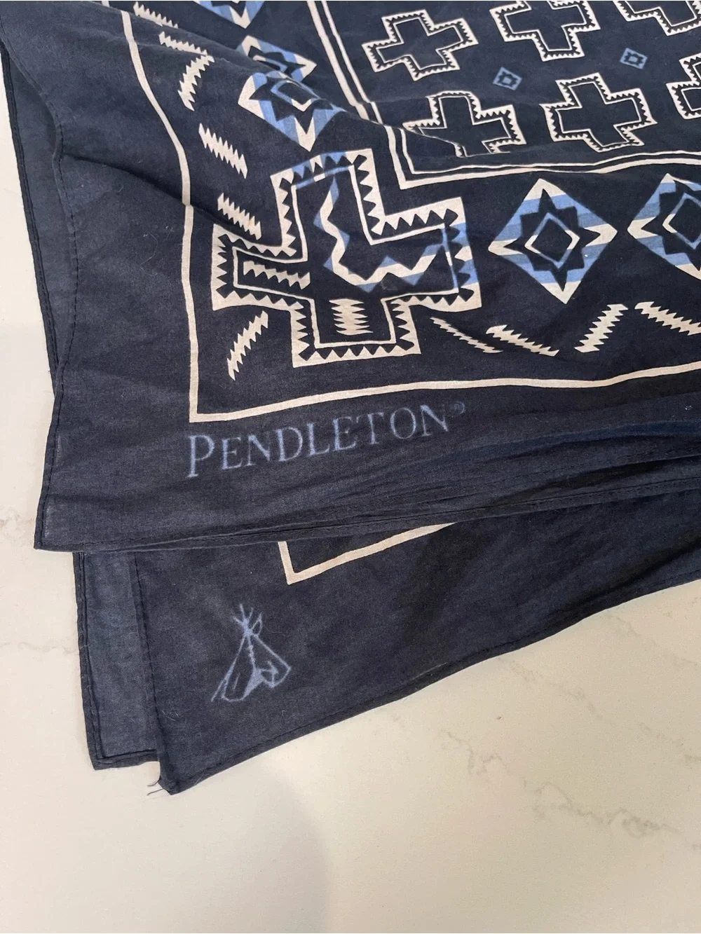 Pendleton lightweight scarf