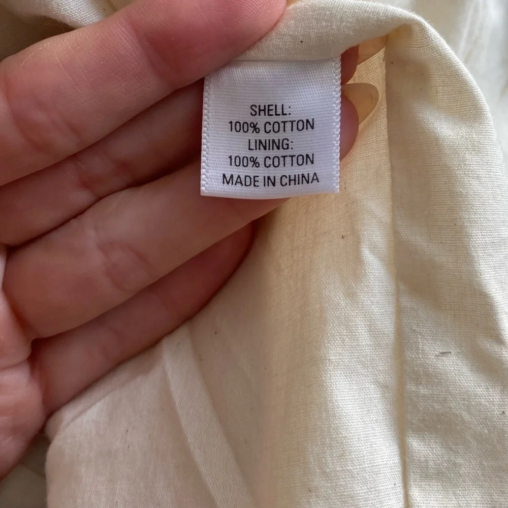 Kate Spade- NWOT Ivory Canvas Cropped Jacket with Red Piping Trim