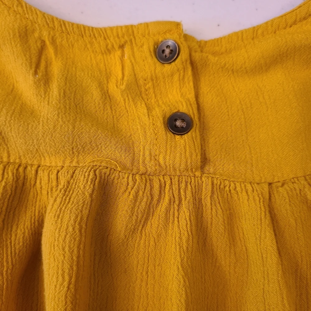 Old Navy Matched Set Pants And Long-Sleeved Top Gold And Floral Size 18 To 24 Mo
