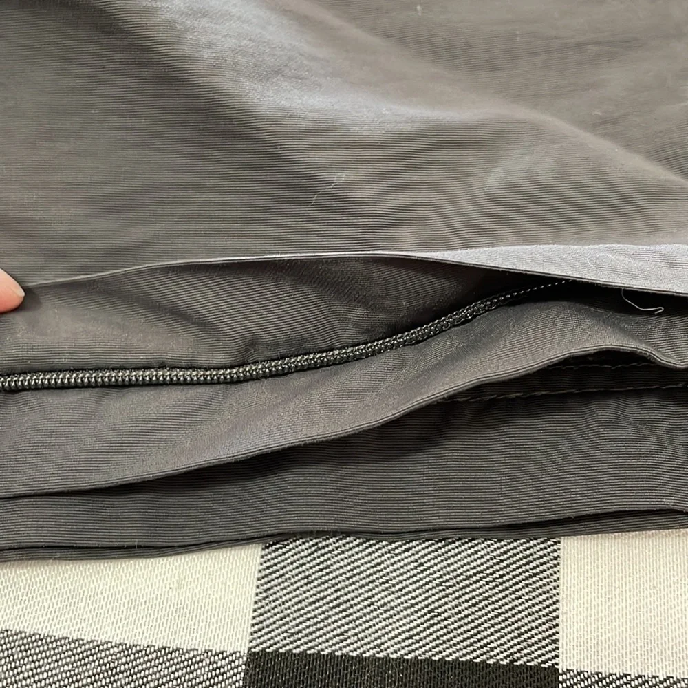 The North Face Men’s Gray Cargo Shorts