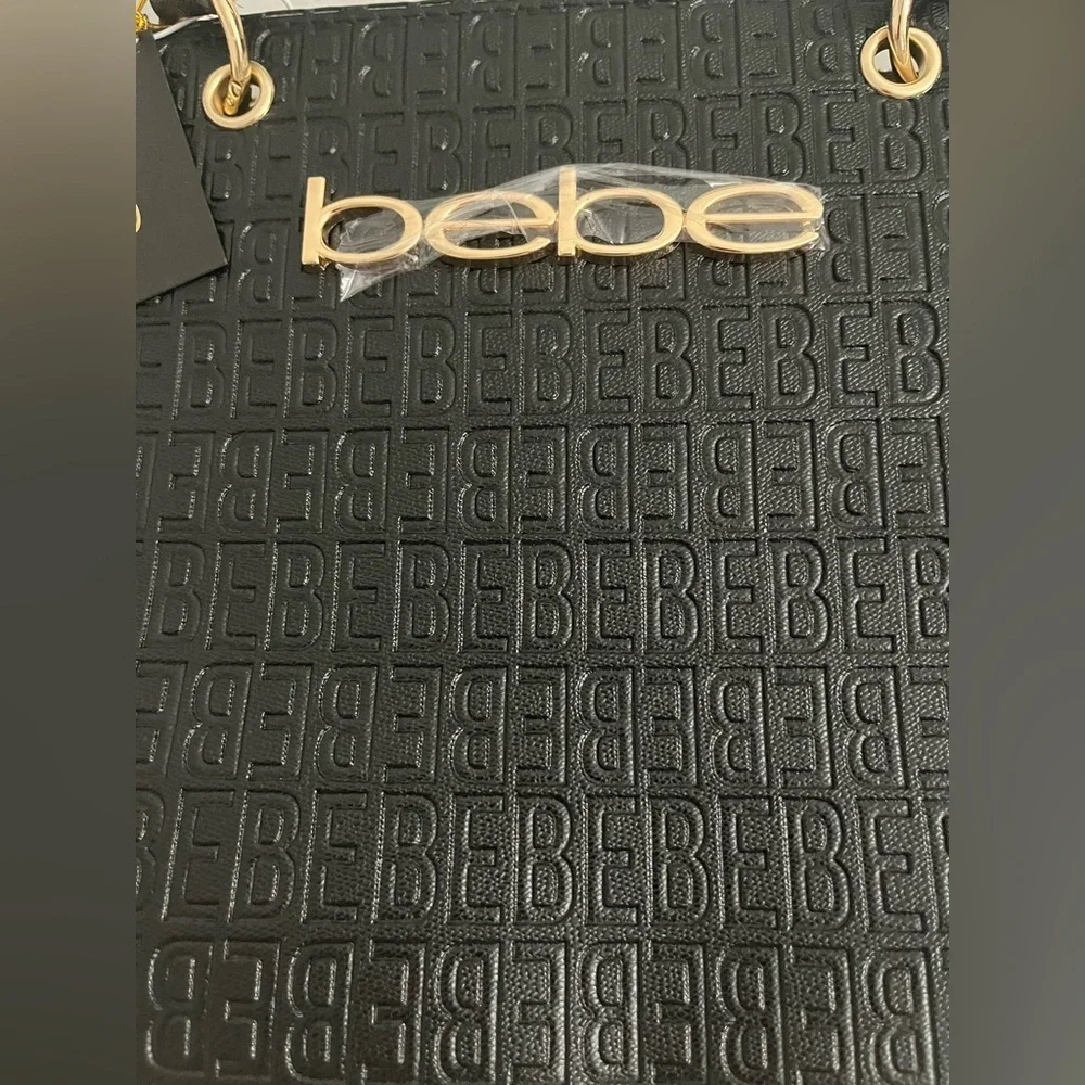 bebe this chic