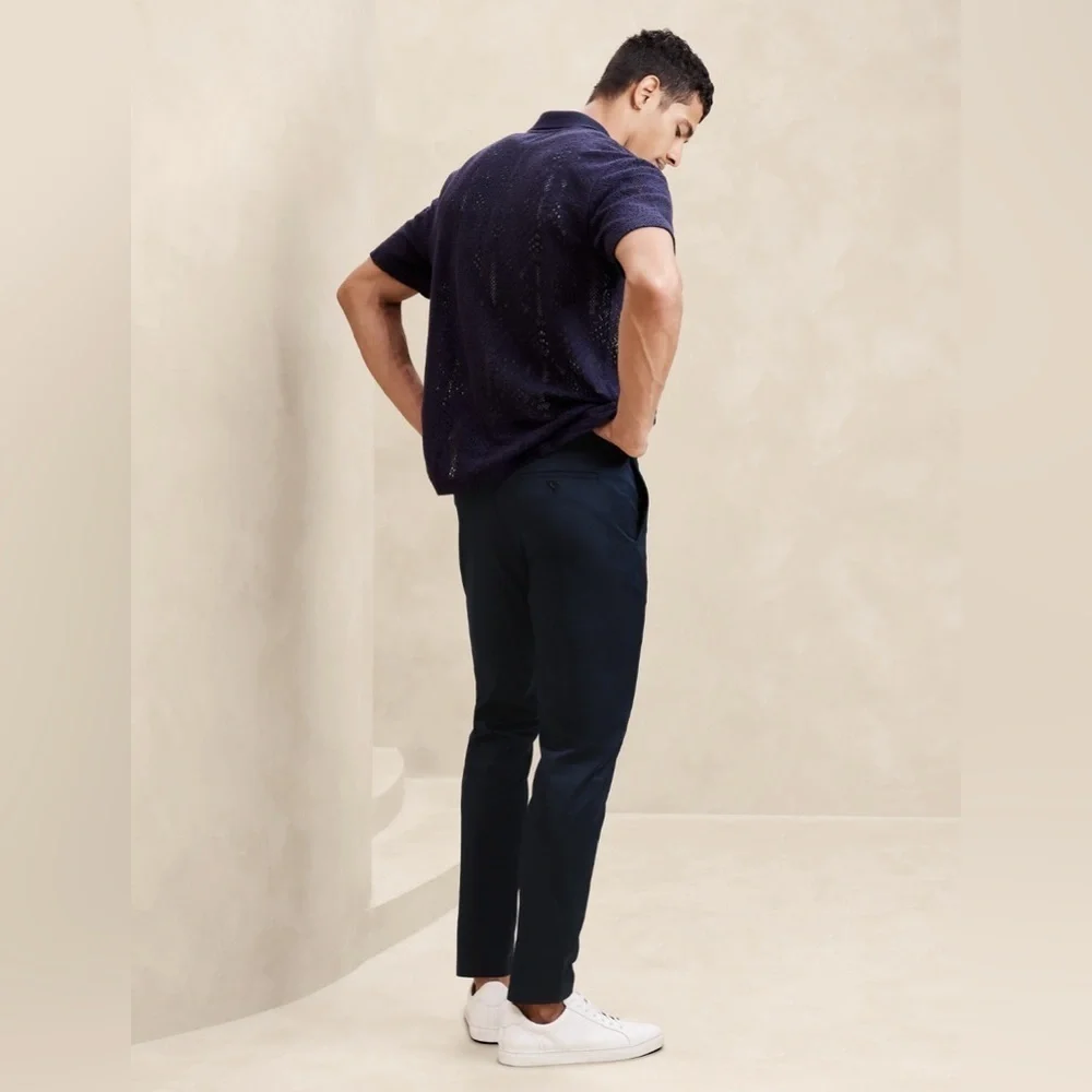 NWT Banana Republic Men’s Slim Core Temp Navy Pants Size 35 x 32.