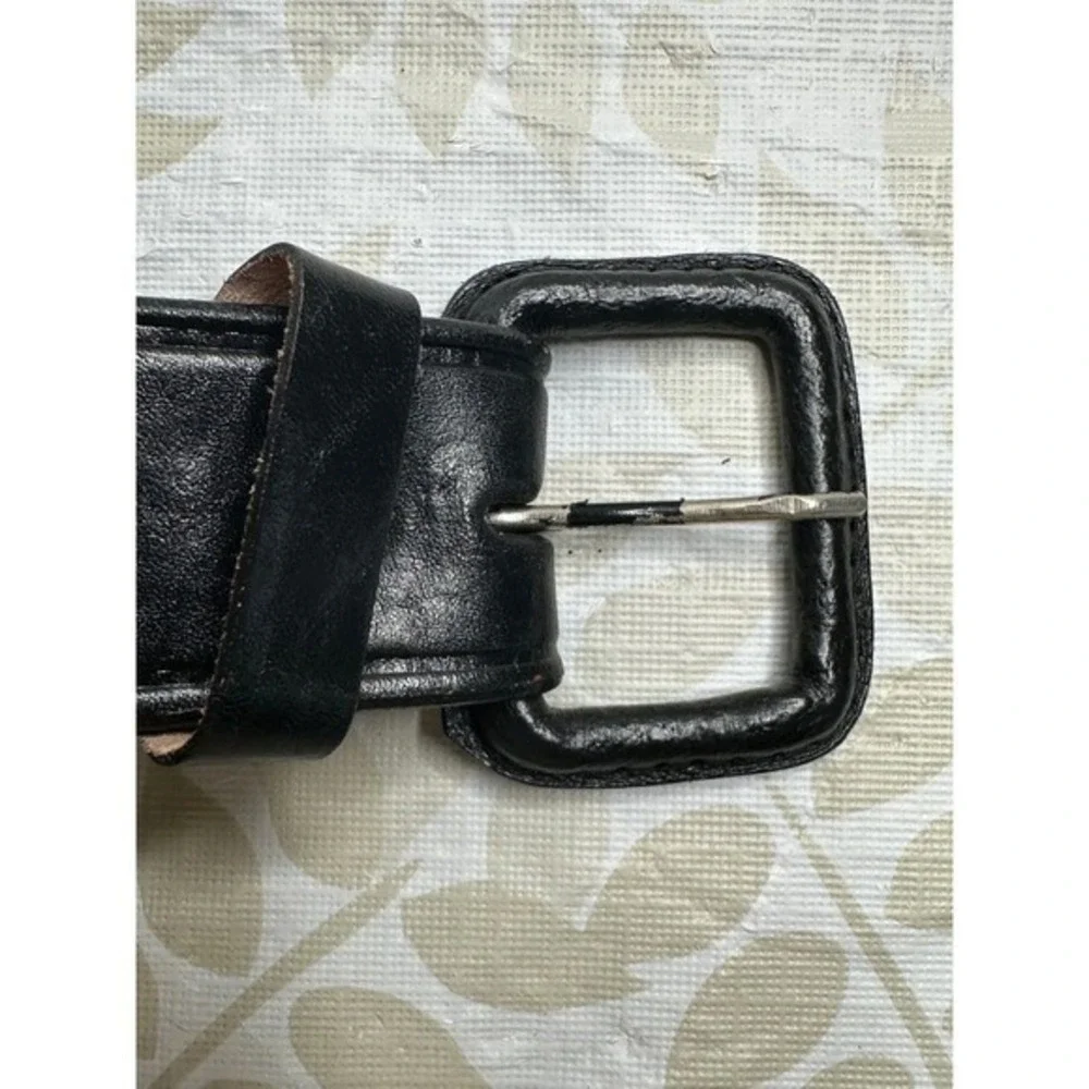 N/A leather belt
