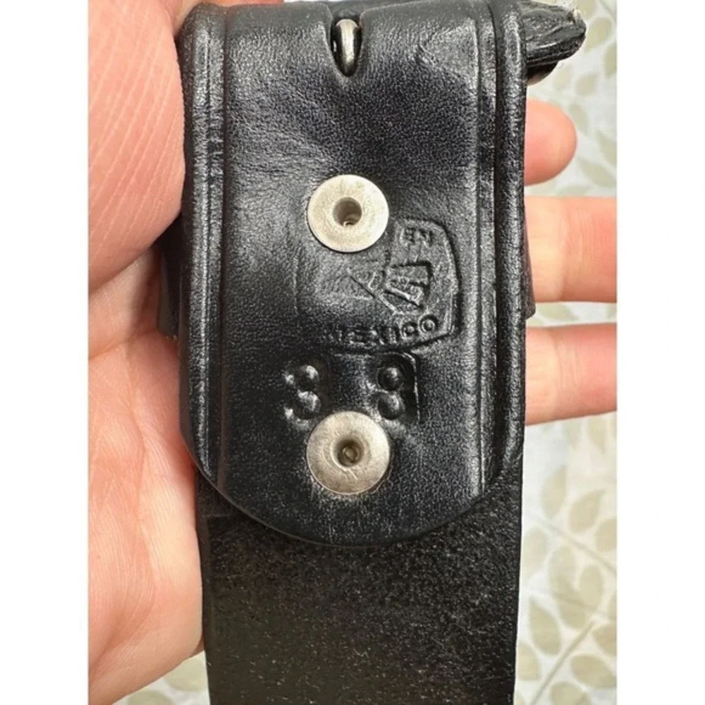 N/A leather belt