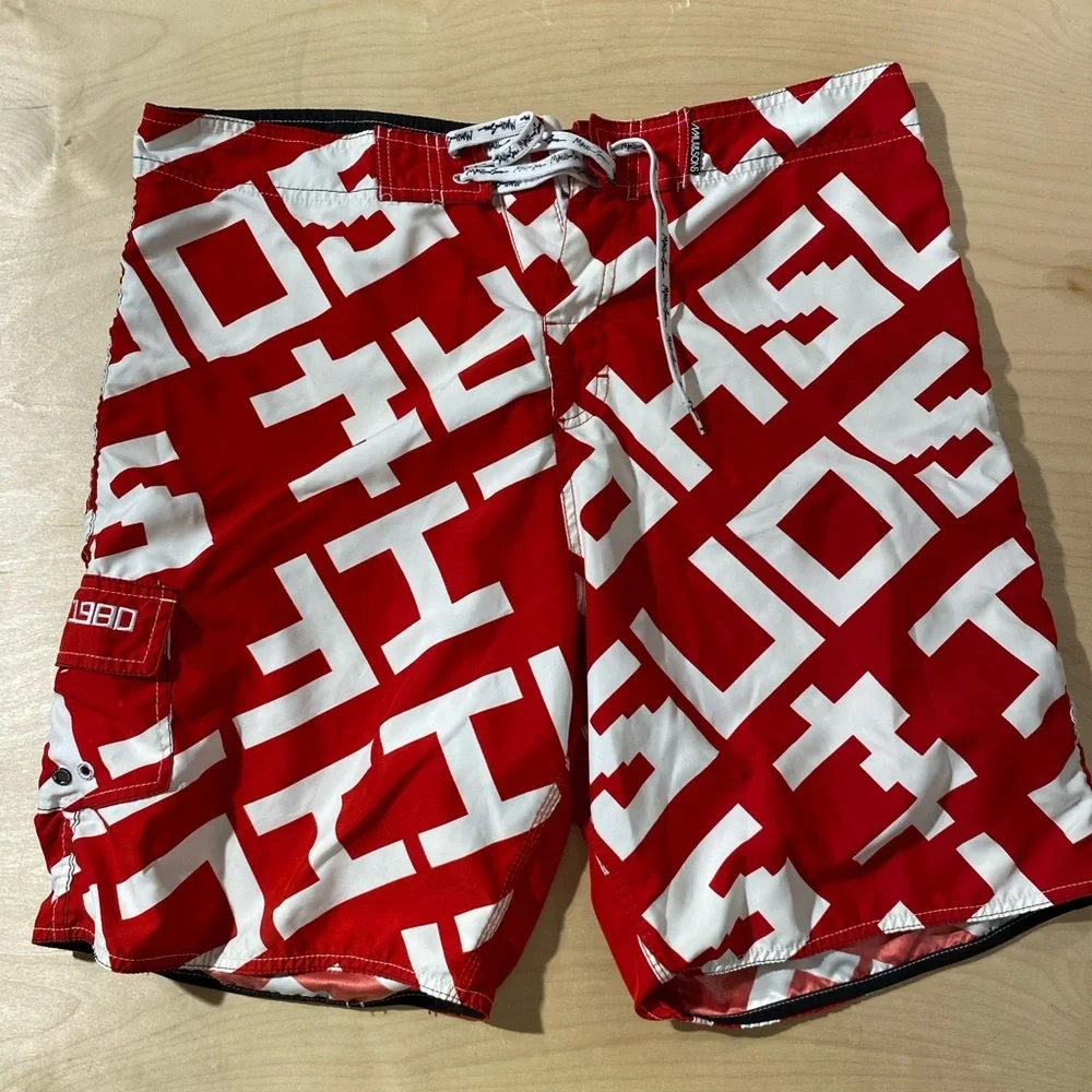 Maui Red and White Patterned Swim Trunks 38 (OF)