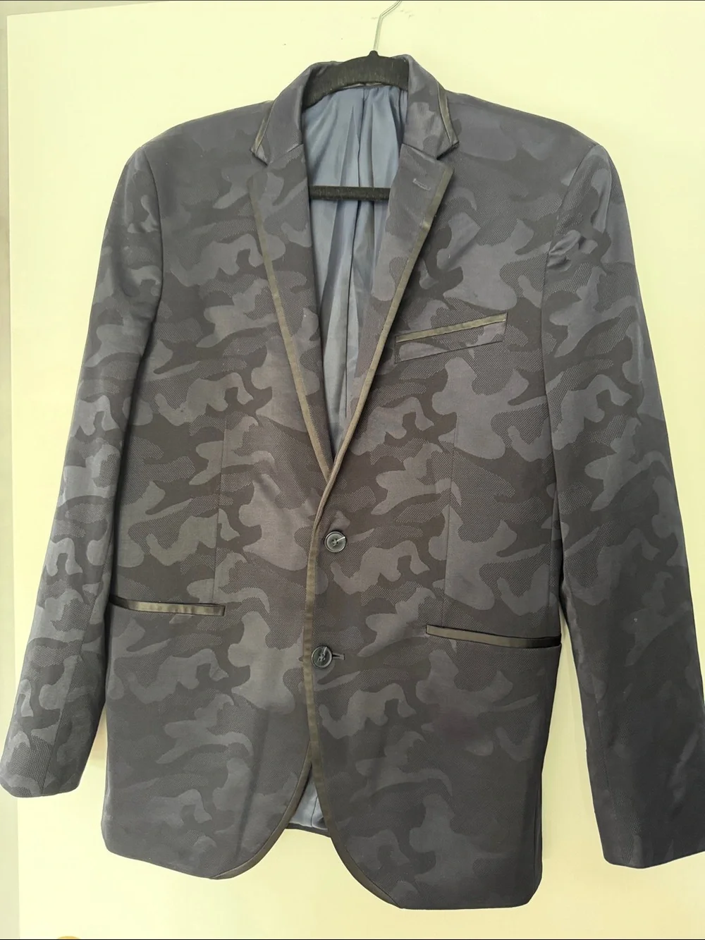 Kenneth Cole kenneth cole