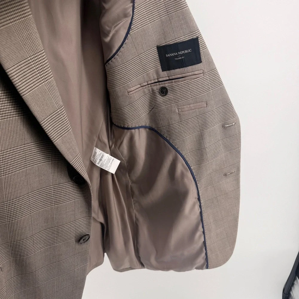 Banana Republic 32 men shoulder