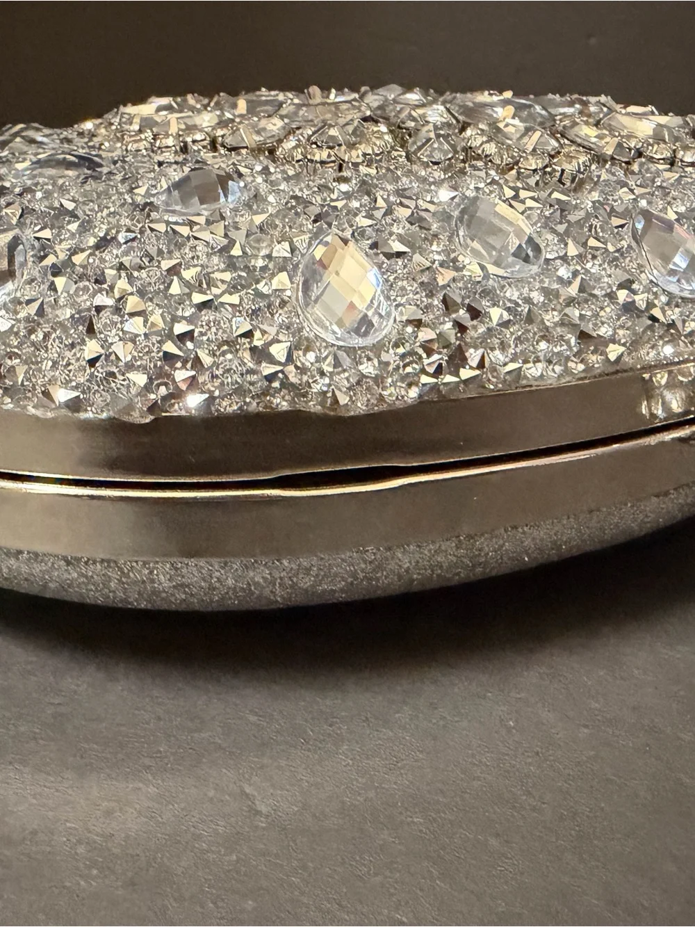 The Unbranded Brand elegant silver