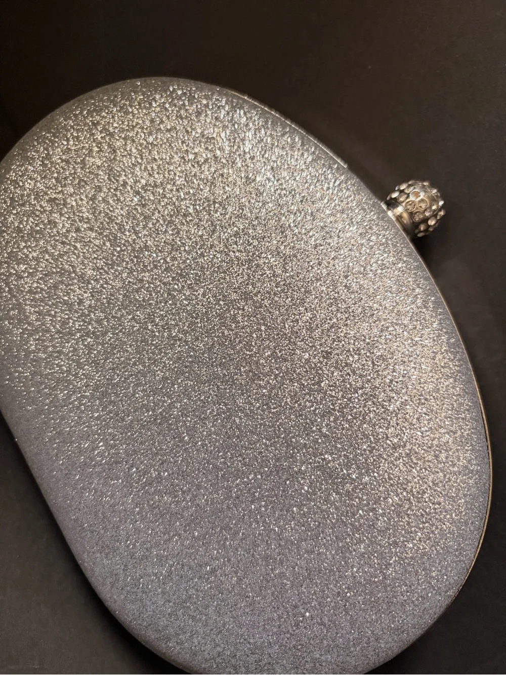 The Unbranded Brand elegant silver