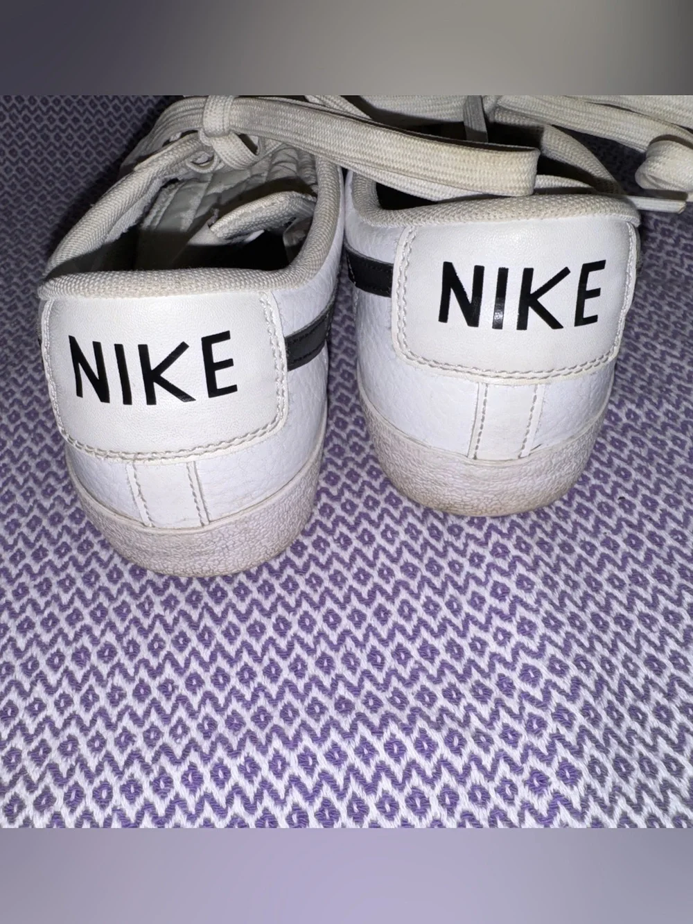 Nike blazer low