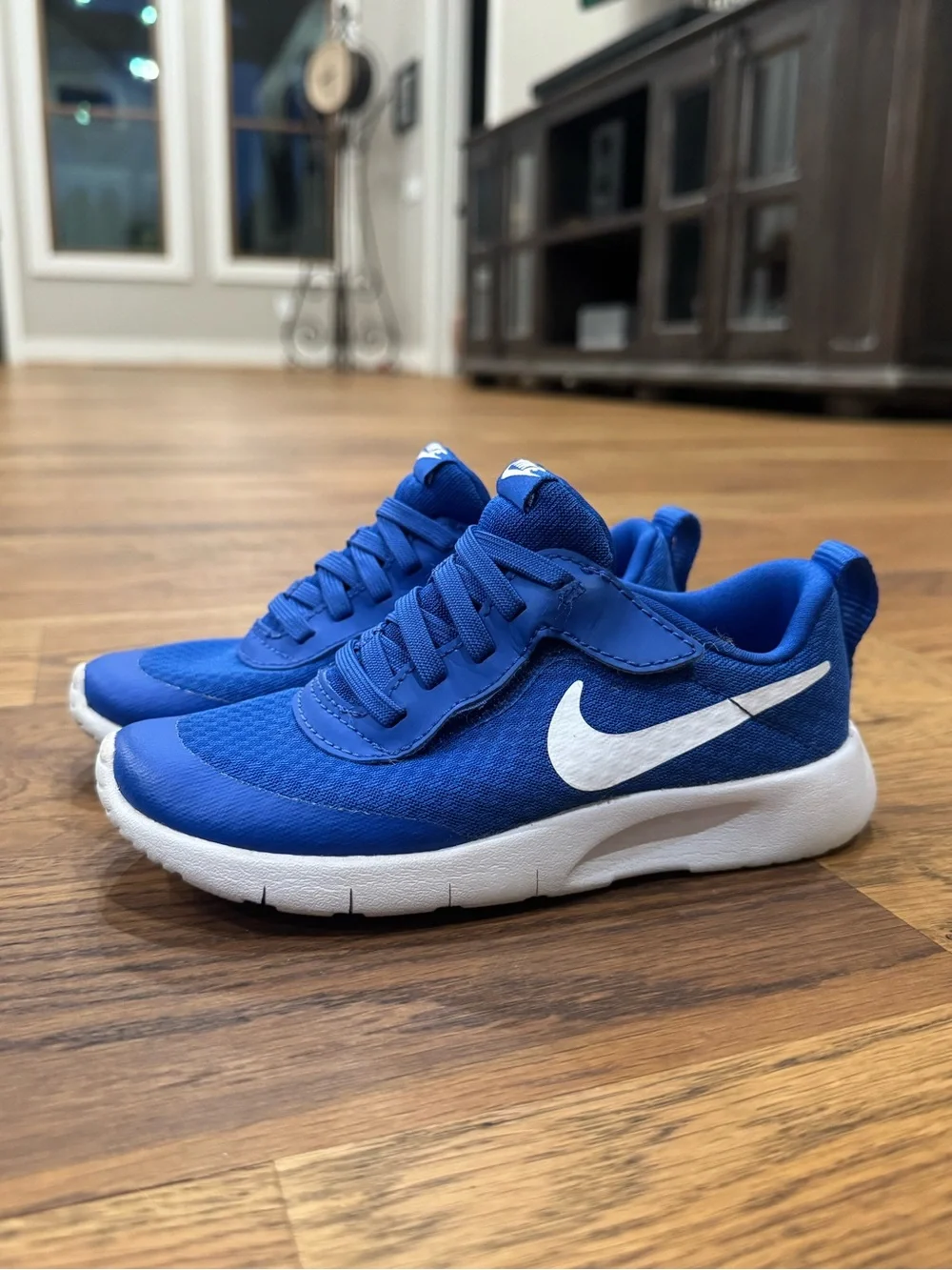 Nike Kids Royal Blue Lightweight Sneakers with White Swoosh