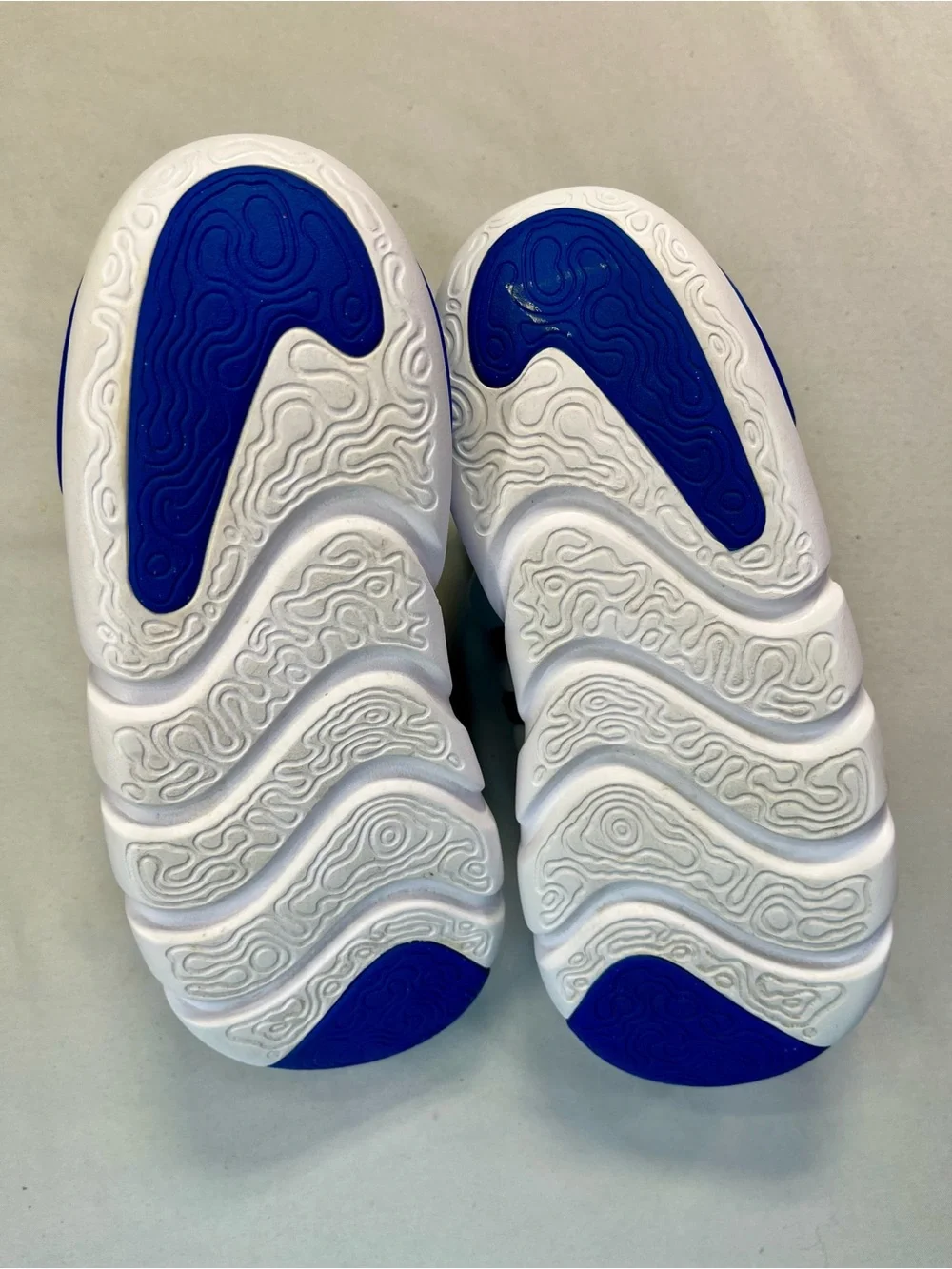 Nike kids dynamo