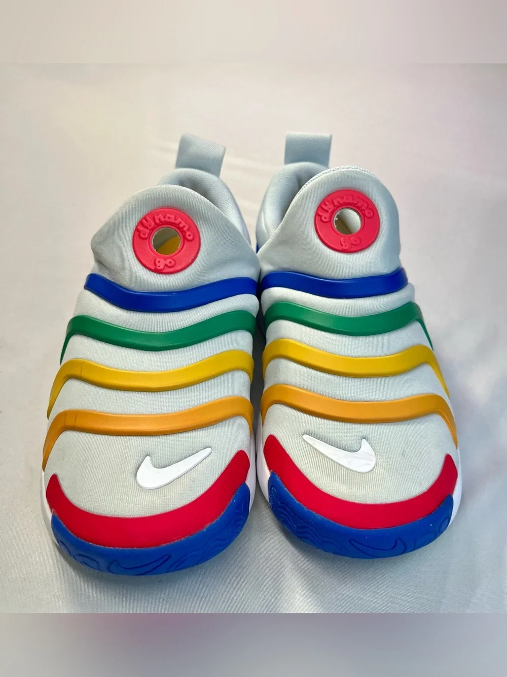 Nike kids dynamo