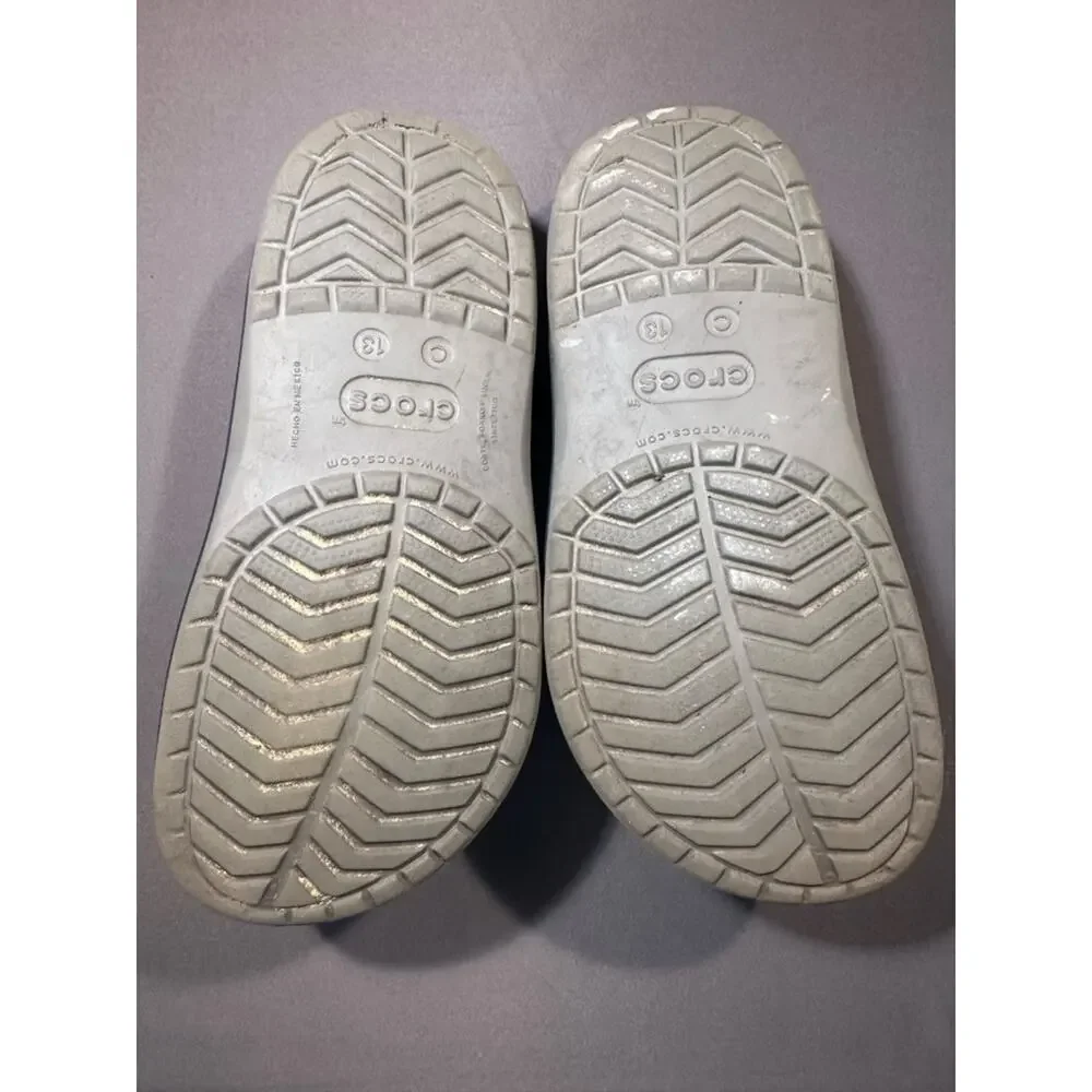 CROCS kids play