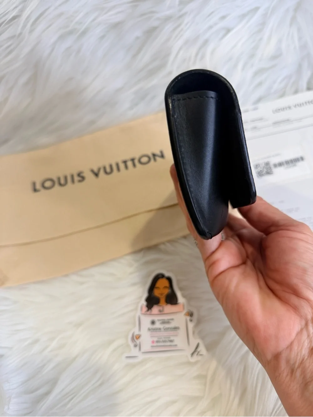 Louis Vuitton small closure pair
