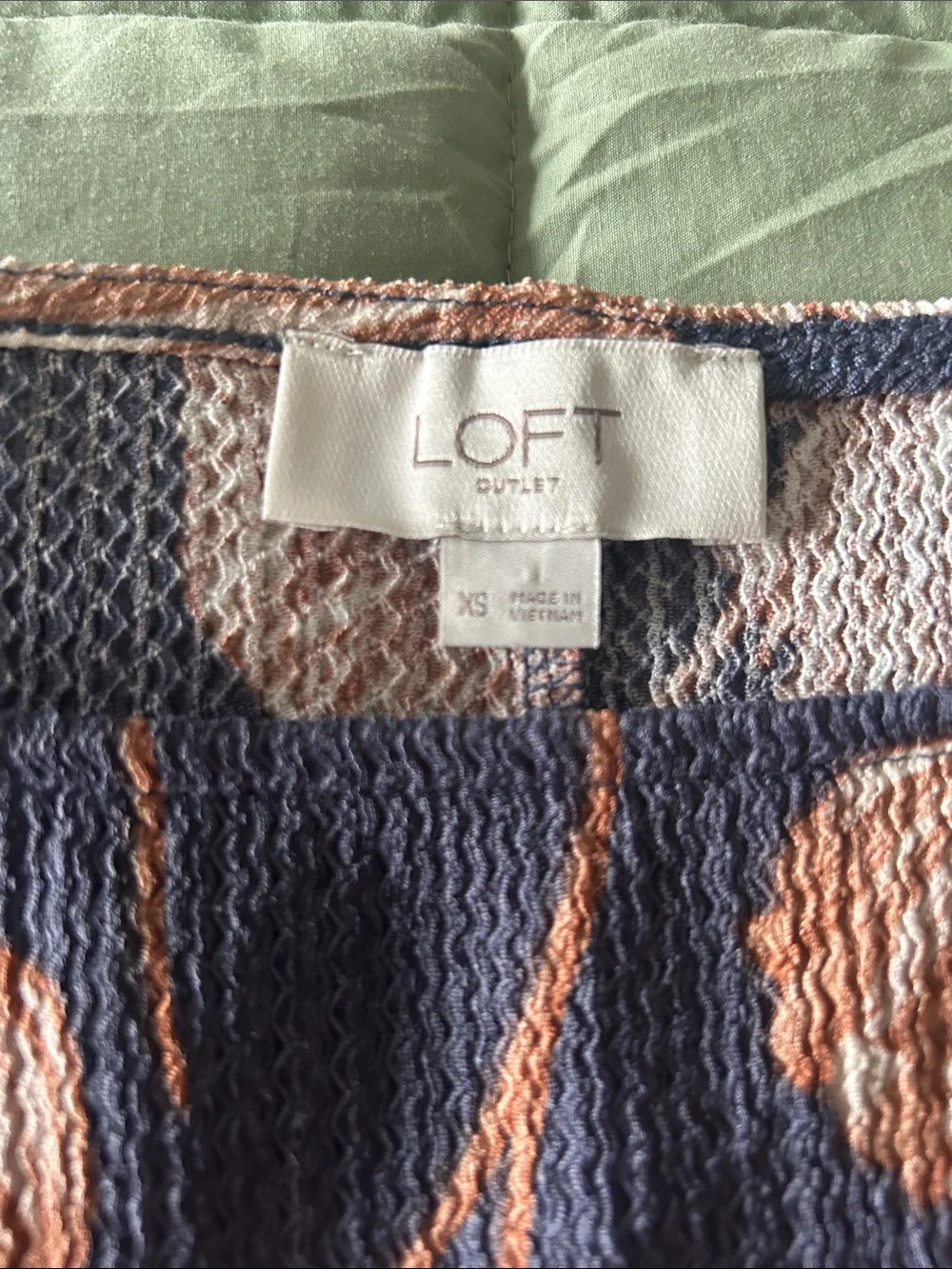 Loft Women's Navy Blue Floral Puff-Sleeve Top - chestnut Print
