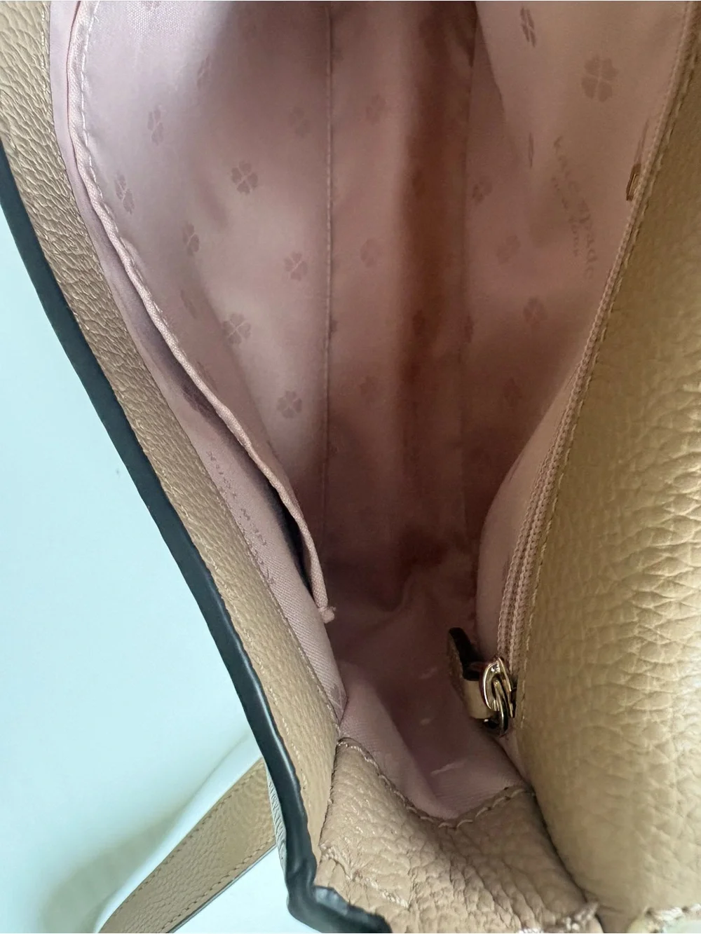 EUC Kate Spade Run Around Large Flap Crossbody Tan Pinmount Logo