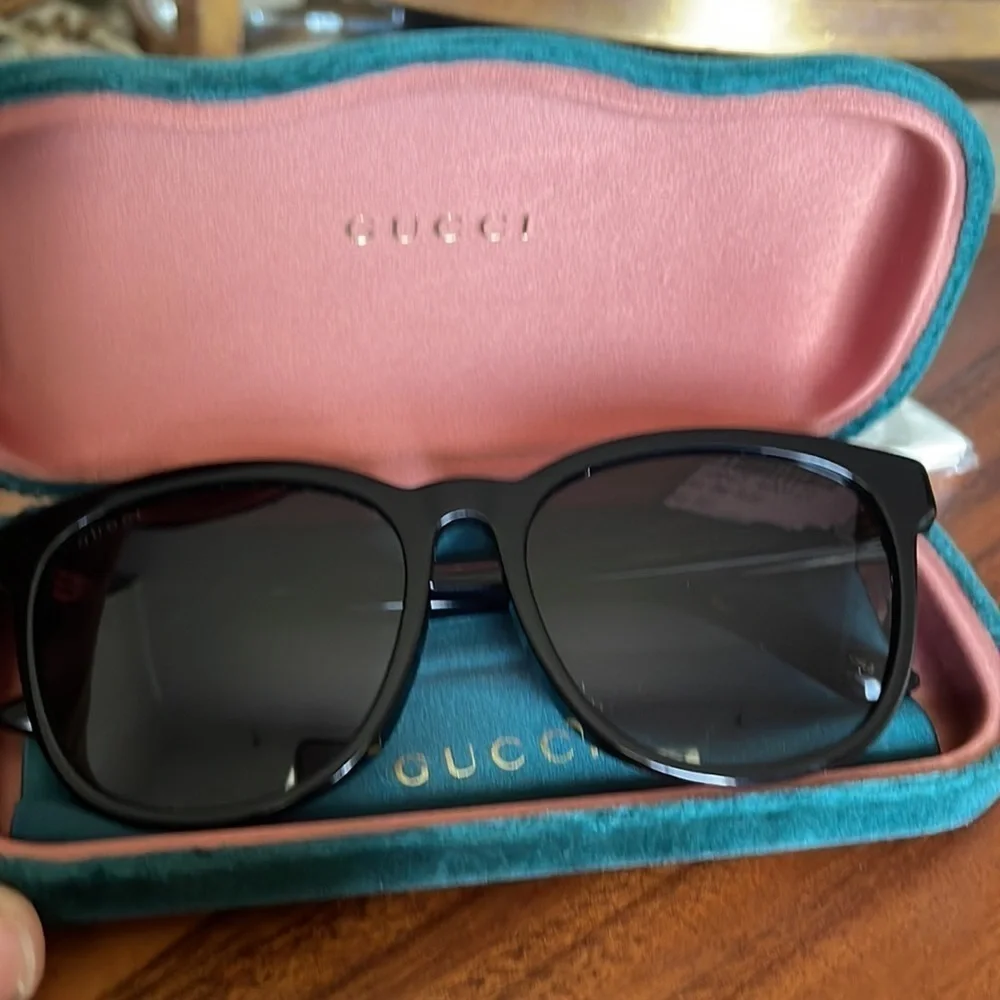 GUCCI 57mm Square Sunglasses