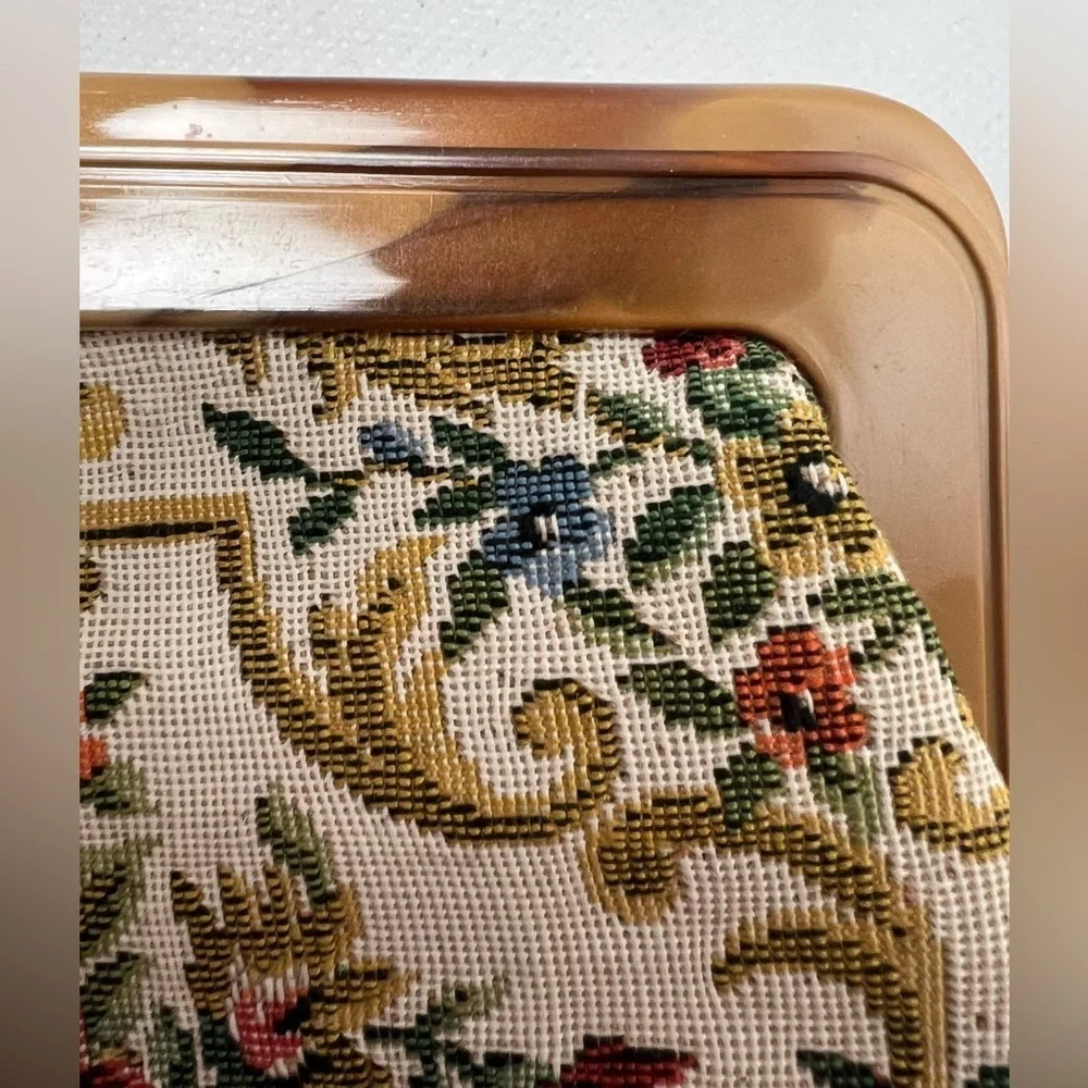 N/A bakelike clutch