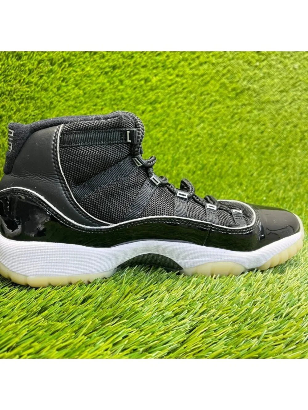 Nike up see