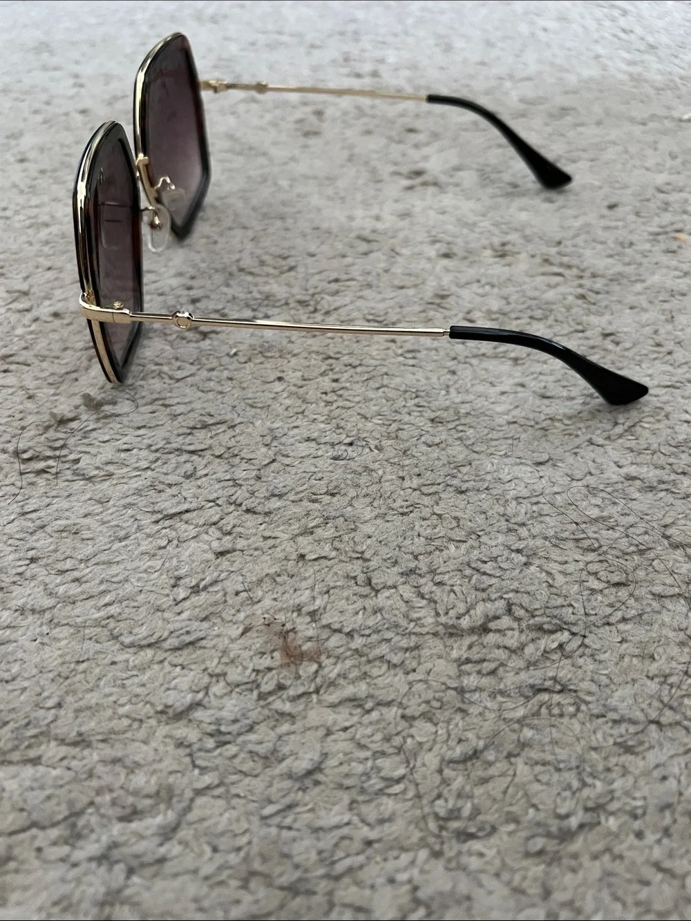 Hexagonal Tortoiseshell Sunglasses with Purple Gradient Lenses