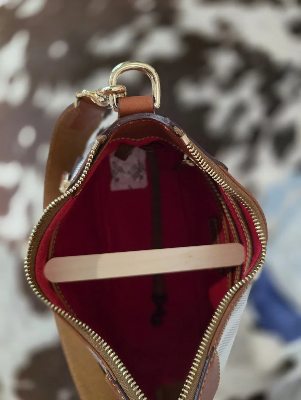 Dooney & Bourke cute lil