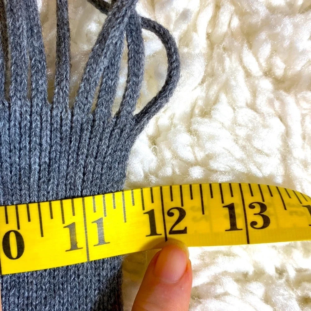 GRAY WINTER SCARF WOOL BLEND 12x 67” EUC PERFECT WARM COZY WRAP EUC