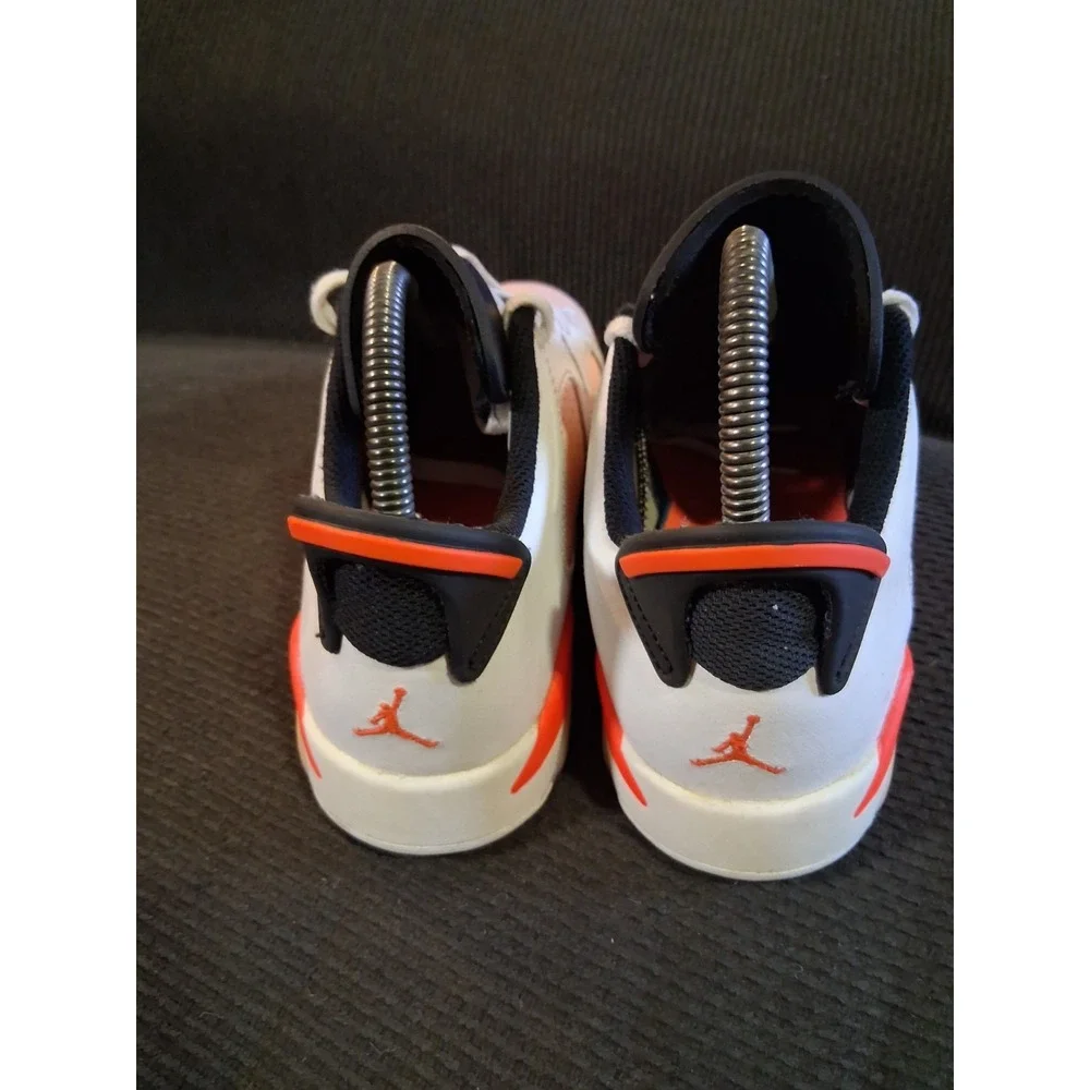 Nike product pair