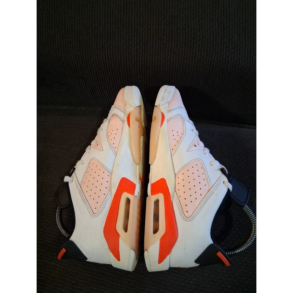 Nike product pair