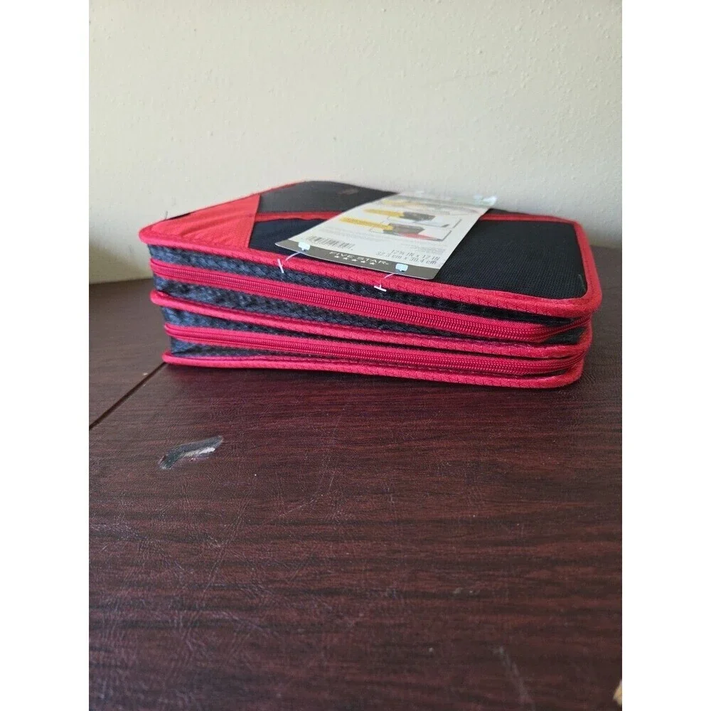 NEW Mead Five Star Dual Ring Zipper Binder 1.5 Inch 950 Sheets Retro Red Black