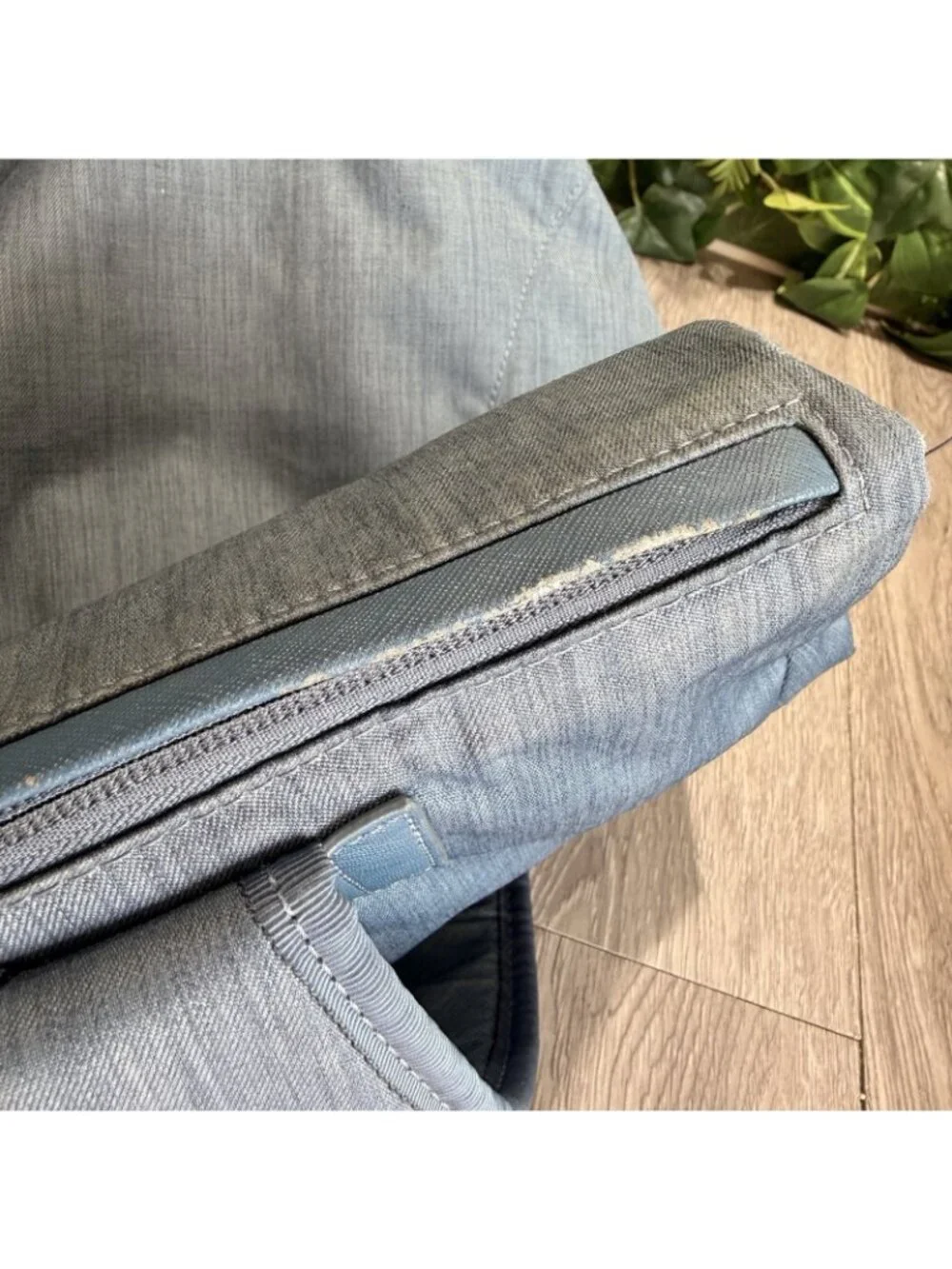 lululemon athletica some peeling