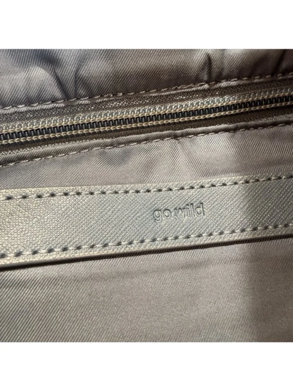 lululemon athletica some peeling