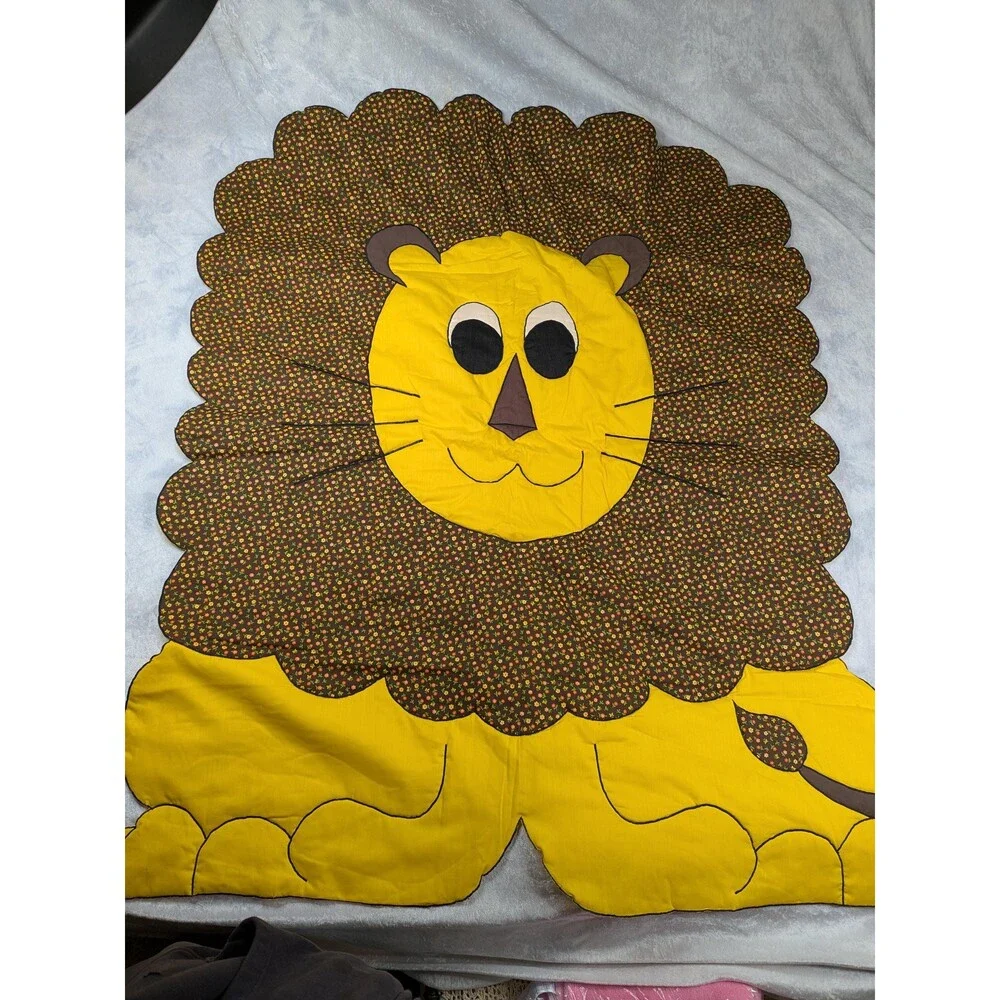Unbranded vintage lion