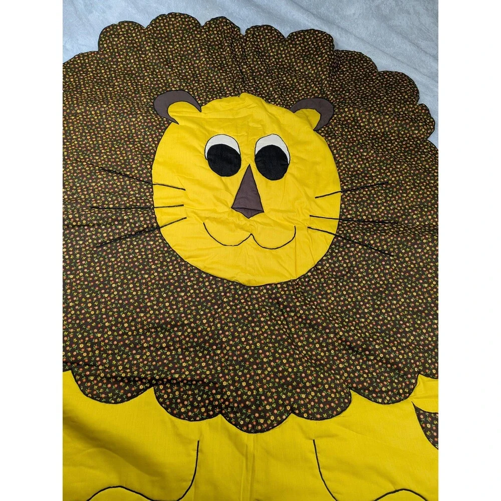 Unbranded vintage lion