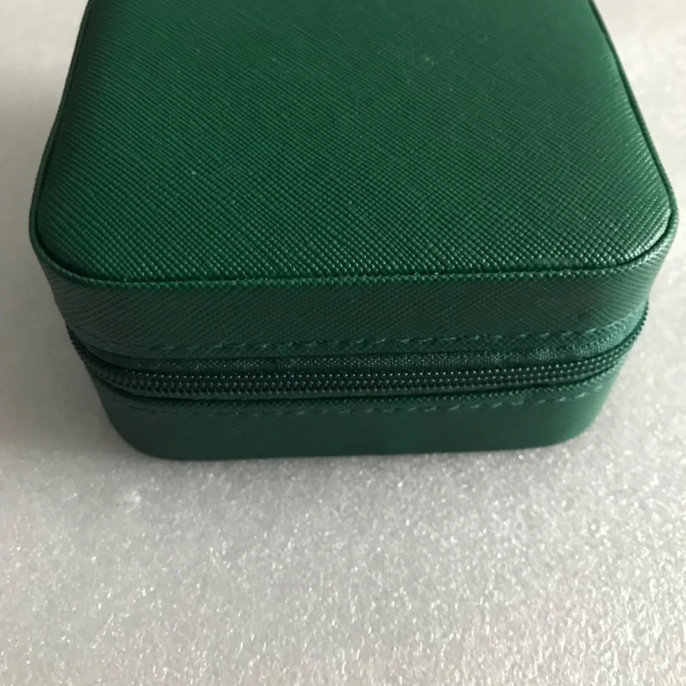Travel Jewelry Box, Compact, Portable, Zip Secure NEW