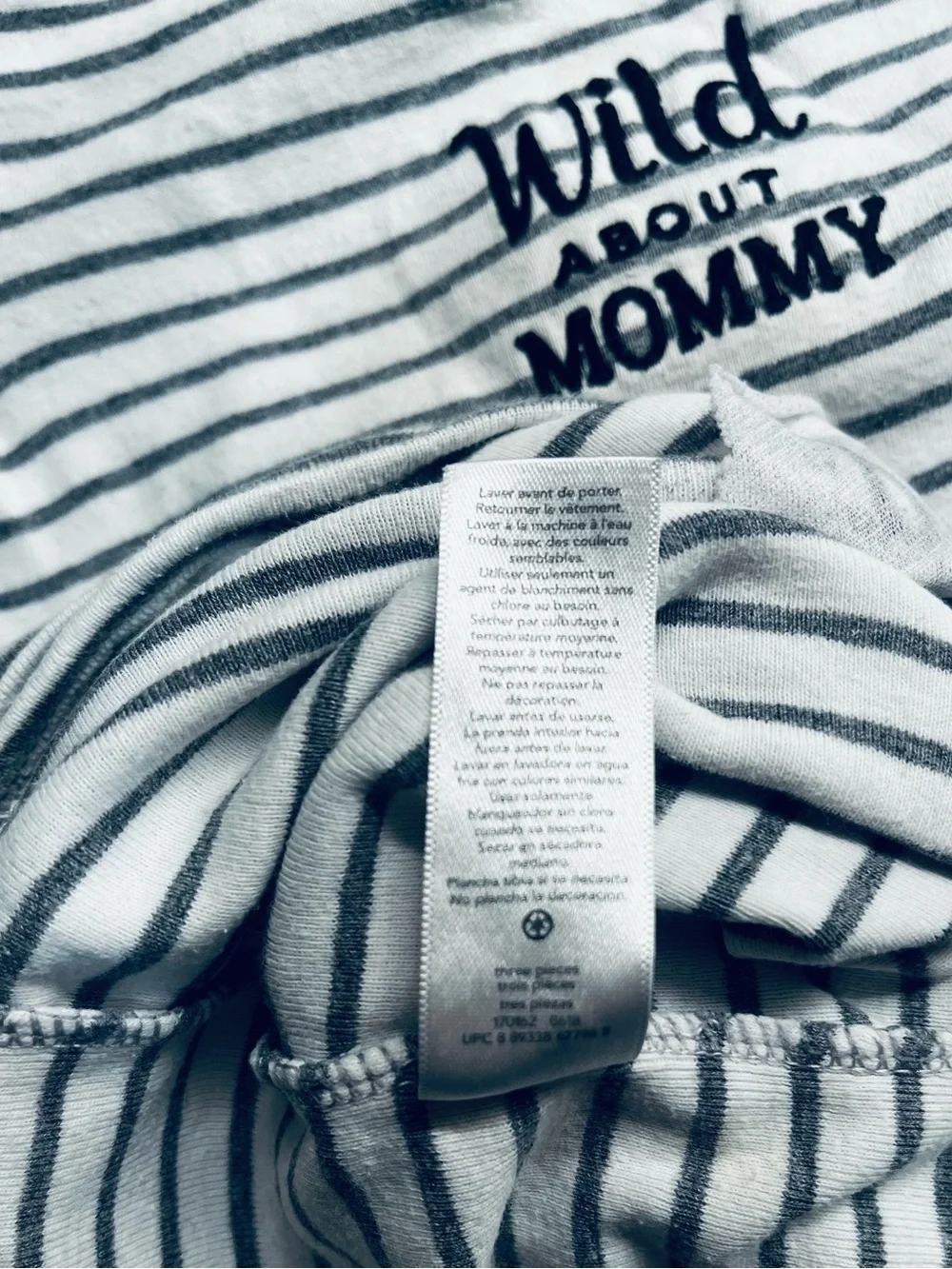 Carter’s cotton stripped onesie set 