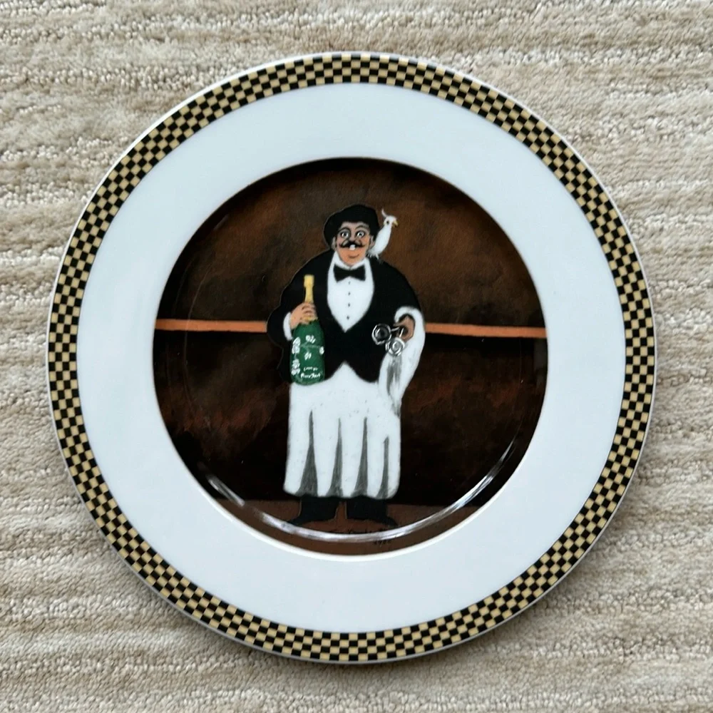 Williams Sonoma set plates