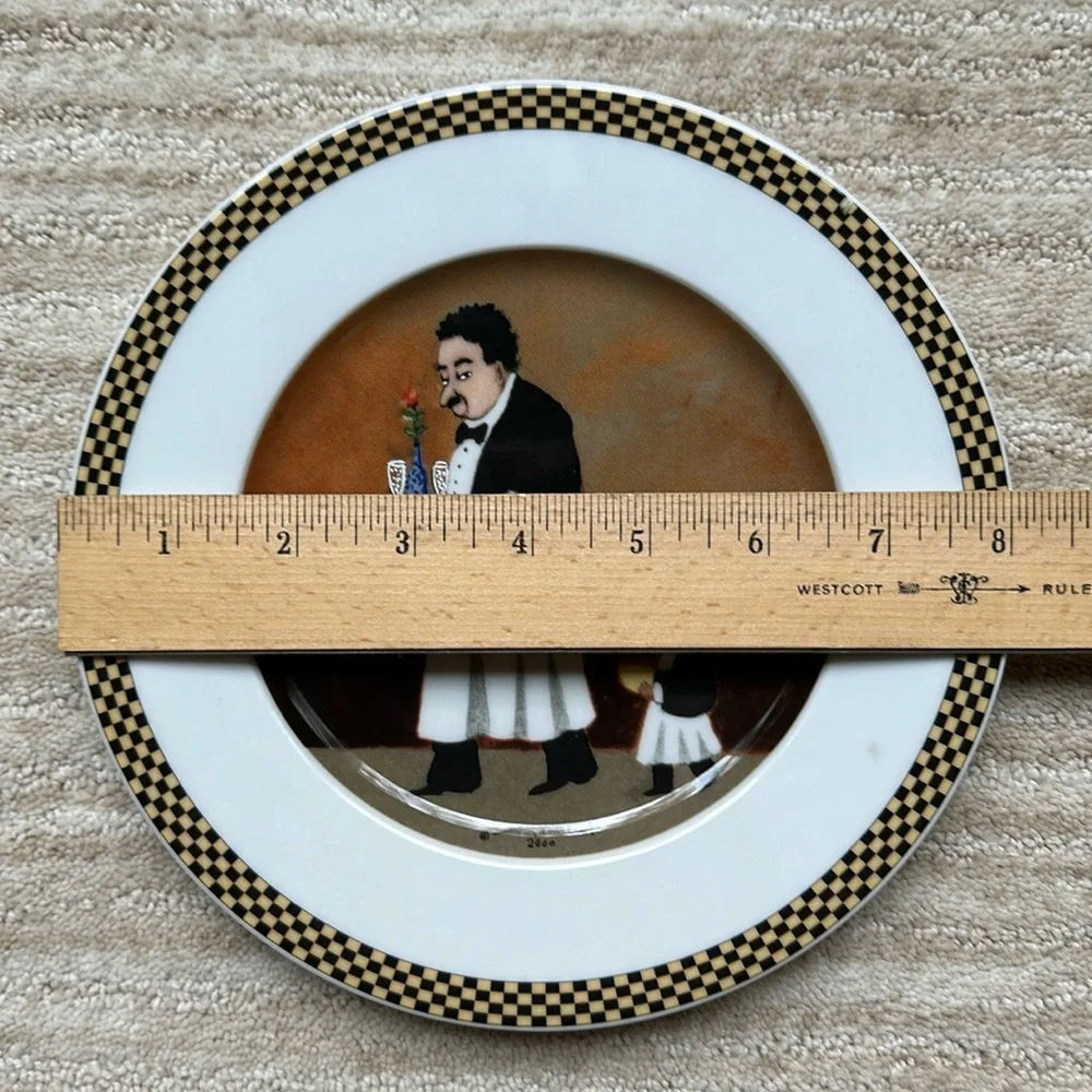 Williams Sonoma set plates
