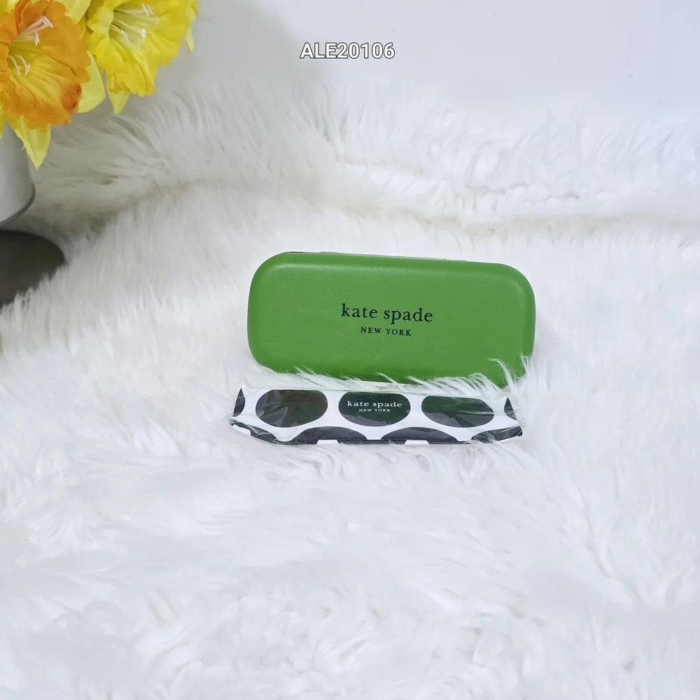 Kate Spade Vibrant Green Eyewear Case